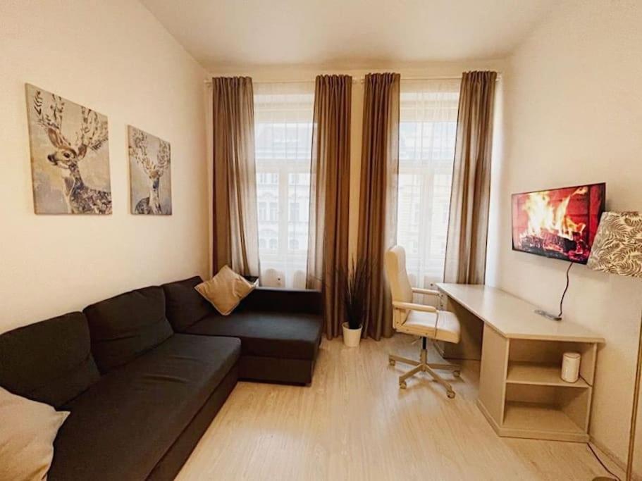 Leger Residence Apartment Praga Exterior foto